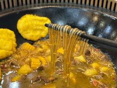 -70後铁锅炖(坡博总店)