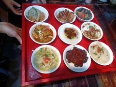 -蓝田九大碗民俗食府(蓝田店)