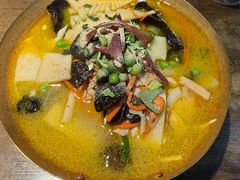 -穿越时尚餐厅(英武中路店)