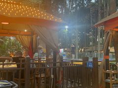 -二荆条·蜀鲜汇城市森林火锅