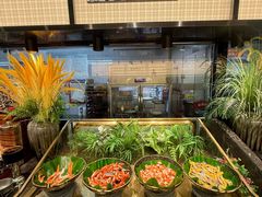 -金滏山·烤肉海鲜火锅自助(襄阳万达店)