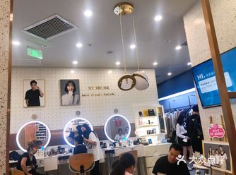 第一次来海马体拍证件照，太可了