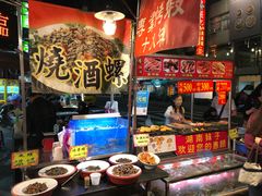 -六合夜市