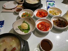 -益百岁牛尾汤主题餐厅(辛庄街店)