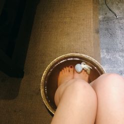 -禾颜社·精致美容