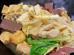-万记麻辣烫国展总店