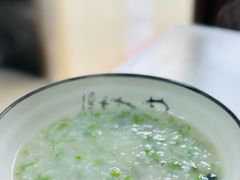 皮蛋瘦肉粥-曼曼汤包(建国西路店)