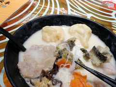 -渔米丰·广府鱼汤米线(光明广场店)