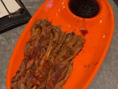 -威记烧嘢·南宁烧烤·超级生牛(绿地店)