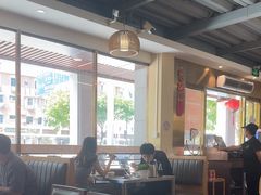 -胡须佬鸡煲四季火锅店(石厦西村直营店)