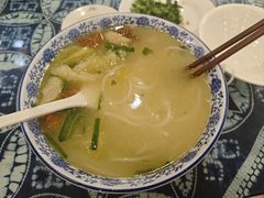 -桥香园云南过桥米线(金马碧鸡店)