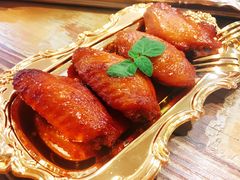 奥尔良烤鸡中翅-柯斗斗主题餐厅·狗咖·围炉煮茶·茶饮(国瑞升平里店)