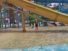 -大河马水上世界