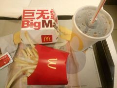 -麦当劳(世贸店)