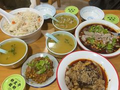 -朱大嘴肥肠血旺(福字街店)