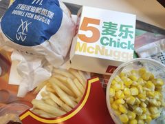 -麦当劳(东方时代广场分店)