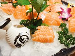 -青瓦餐厅·生鱼片·韩园烤肉(西塔店)