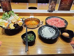 -呷哺呷哺(万达新世界店)