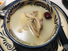 尚尚仙胡椒猪肚鸡锅-尚尚仙·酸汤猪手·猪肚鸡火锅(华联万柳购物中心店)