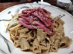 葱油牛肉栲栳栳-味窑餐厅