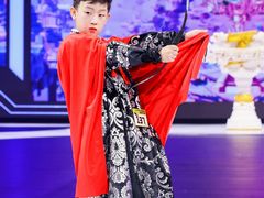 -翎秀服装模特