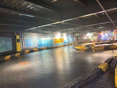 -极限PLAY运动娱乐新世界·团建派对潮玩休闲馆·室内蹦极高空游乐园