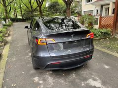-TESLA 特斯拉(上海太古汇体验店)