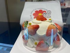 -花花卷卷·鲜食蛋糕(静安久光百货店)