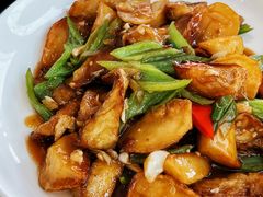 -红东阁东北菜烤肉酒馆(CROSS万象汇店)