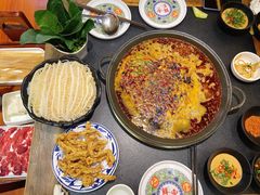 -沸炉重庆老火锅(军事博物馆店)