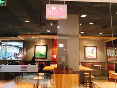 大堂-The Habit Burger Grill 哈比特汉堡(复兴soho店)