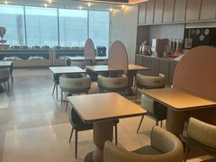 -桔子酒店(上海西藏北路地铁站店)