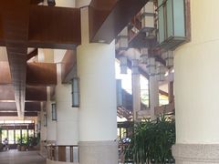 -亚龙湾喜来登·美景台大堂吧