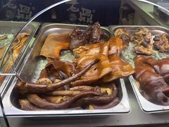 -老鼎万春卤菜(五代传承创始老店)