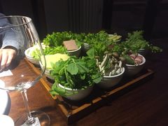 -乐领拈花溪·林涧食韵