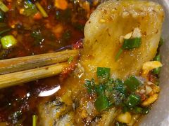 -肖肖酸萝卜鱼火锅(总店)