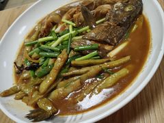 炖黄鱼-日丰园海肠水饺·老字号大连海鲜(小平岛总店)