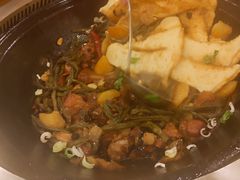 -万里闯关东铁锅炖菜馆(高新旗舰店)