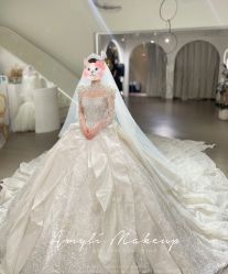 -艾米丽婚纱礼服