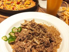 香滋滋牛肉饭-必胜客(时代广场店)