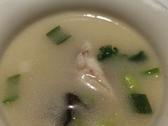 -姜君·千岛湖鱼头馆(浦东大道店)