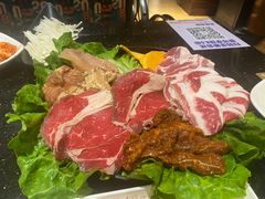 -木槿花韩式炭烤·熟成肉工坊(孙文东路店)