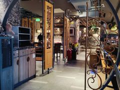 -湊湊火锅·茶憩(南京东路悦荟店)