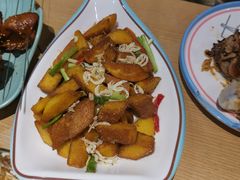 -街角等你.大连海鲜烧烤.经典铁板海鲜串(西安路店)