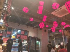 大堂-么肆烤肉·中式自助·烤肉大排档(街道口季佳PAI店)