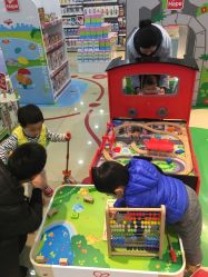 -爱婴室(上海浦建路店)