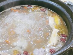 -濠轩阁特色生蚝火锅(水湾路店)