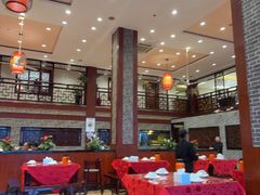 -侬佳蒸菜馆(听潮店)