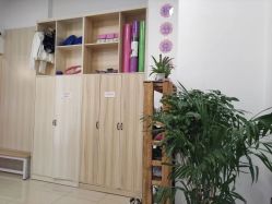 -静待花开瑜伽尊巴会馆