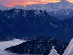 -牛背山
